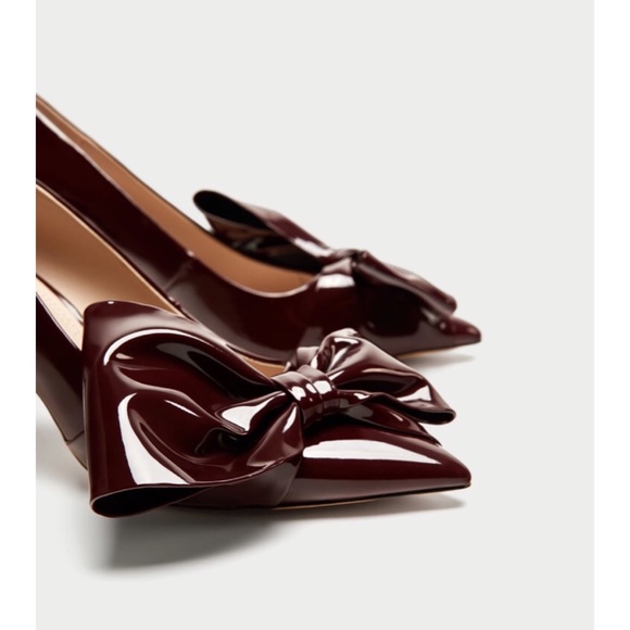 Zara Faux Patent Court Shoes with Bow - Picture 5 of 8